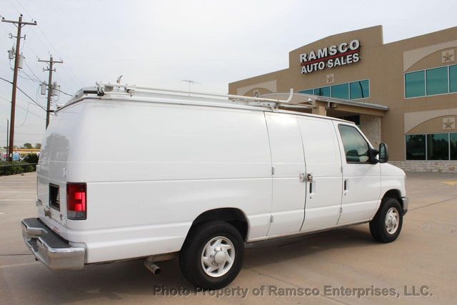 2008 Ford E-250 Base Trim