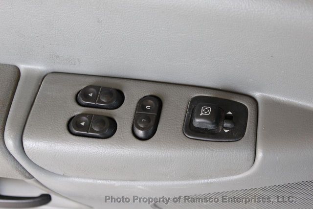 2008 Ford E-250 Base Trim