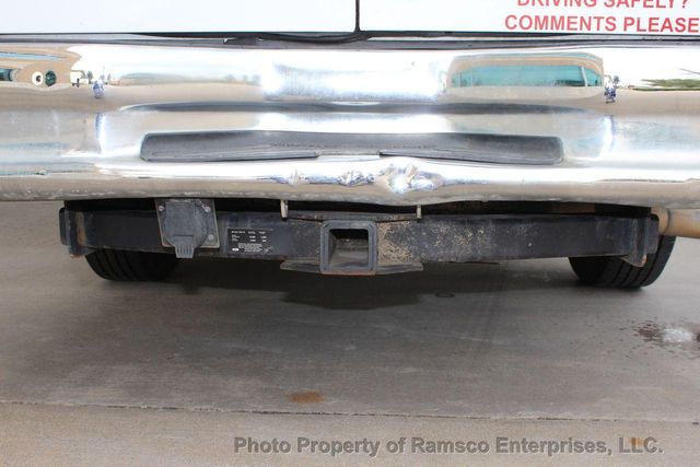 2008 Ford E-250 Base Trim