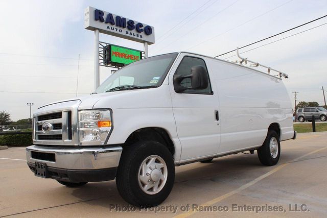 2008 Ford E-250 Base Trim