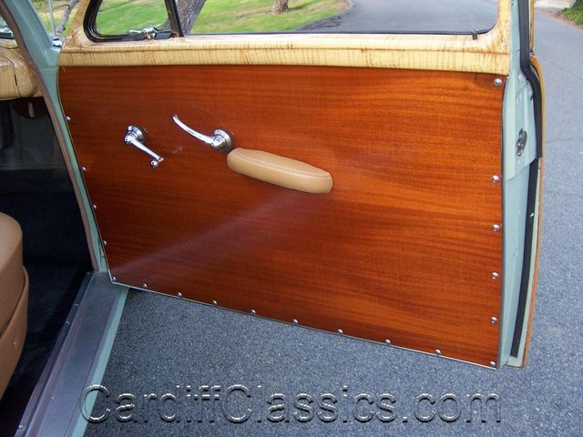 1949 Ford Woody Wagon