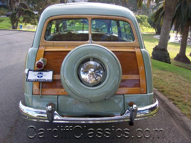 1949 Ford Woody Wagon