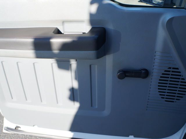 2011 Ford Super Duty F-450 Base Trim