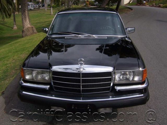 1979 Mercedes-Benz 6.9 450SEL - Click to see full-size photo viewer